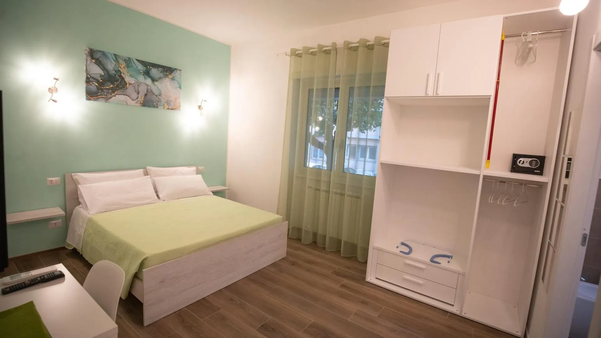 Romecoming Ostiense Guest House 0*, Rome