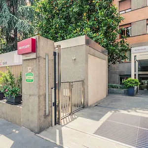 https://mercure-milano-solari.it-lombardy.com